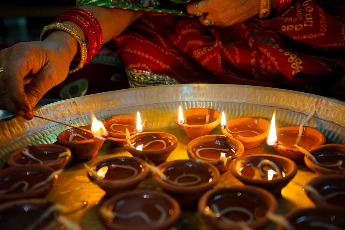 Sejarah dan Tradisi Perayaan Diwali, Festival Cahaya Warga India